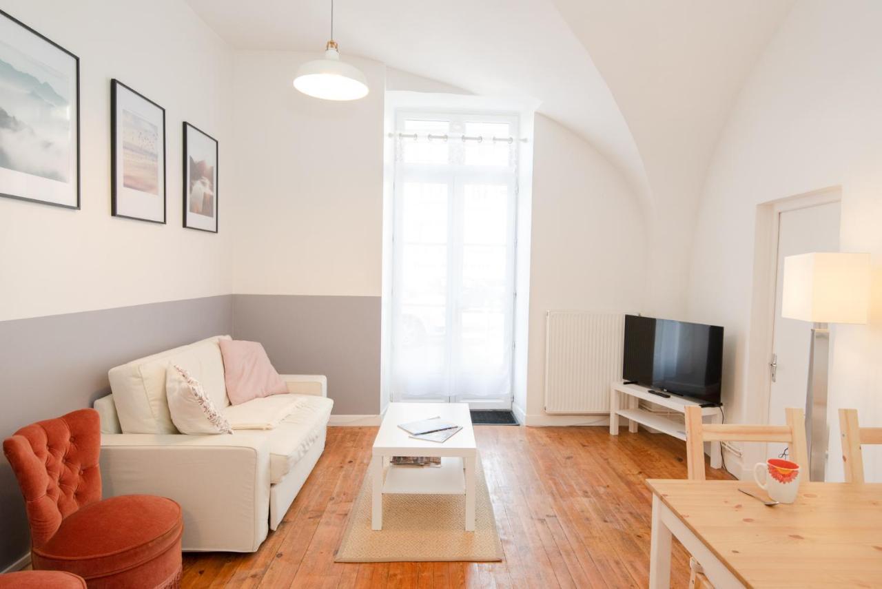 Centre, T2 Bergere Avec Parking Apartamento